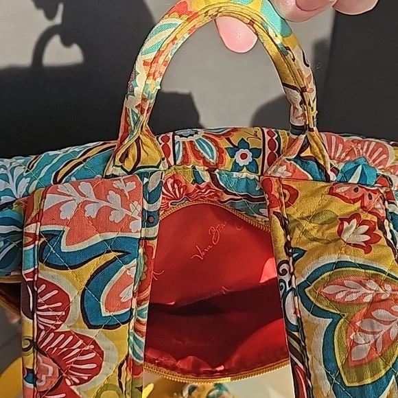 Vera Bradley Retired Provencal Yellow Floral Pattern Backpack VGUC - Picture 6 of 16